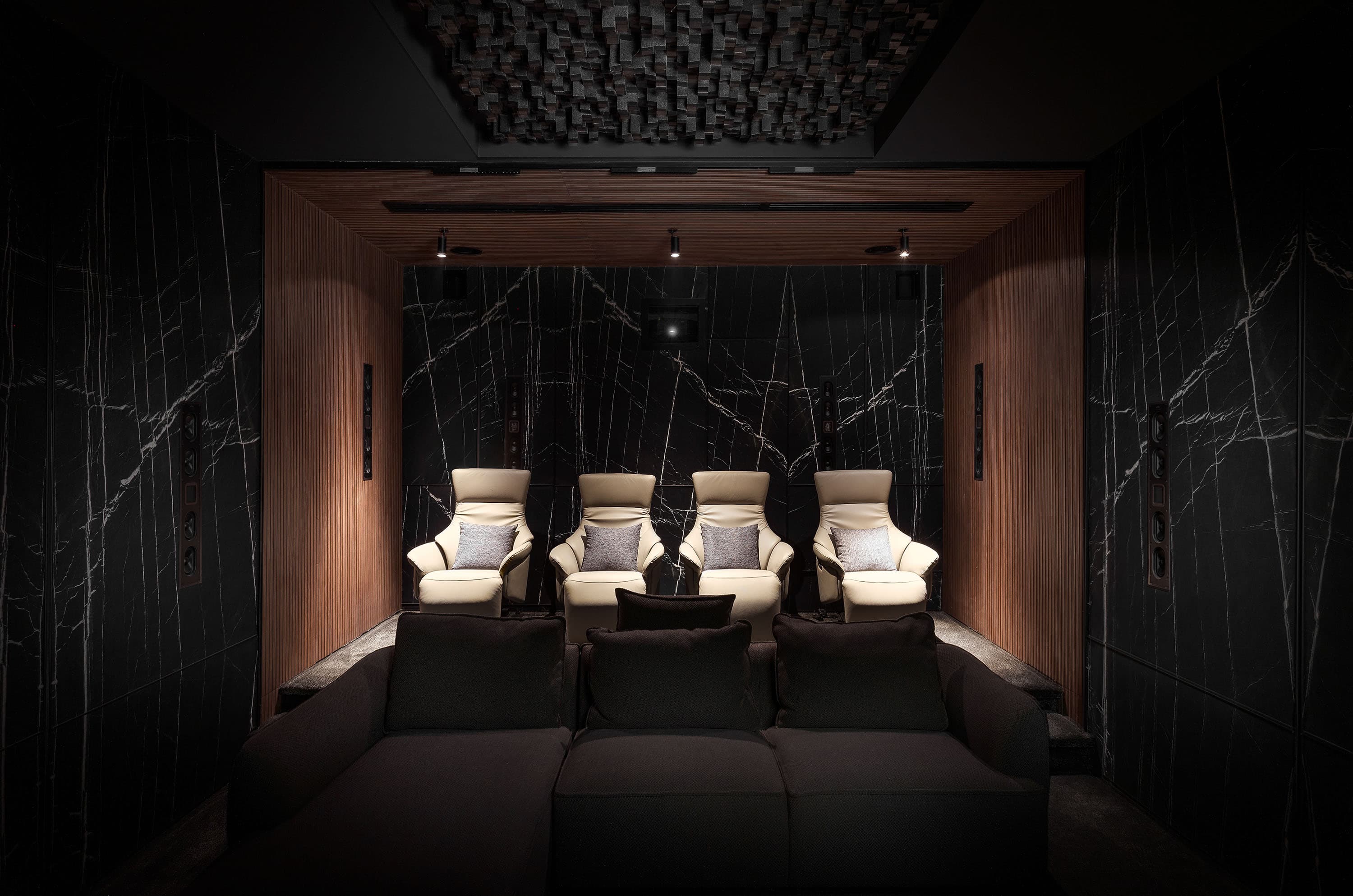 PRIVATE HOME CINEMA